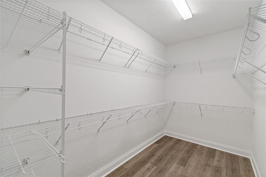 Spacious, unfurnished interior of a new home in Weslyn Park in Sunbridge 34', St. Cloud (Image 20).