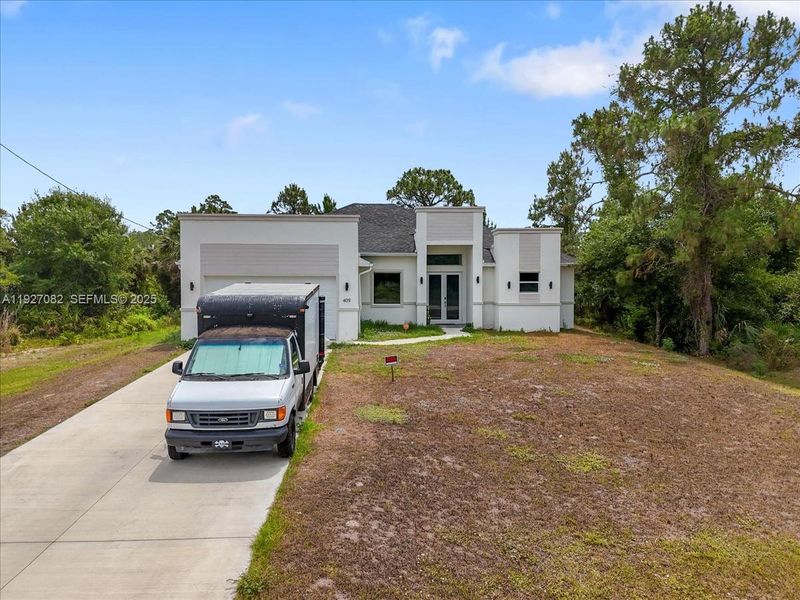 Image 40 of a home in .