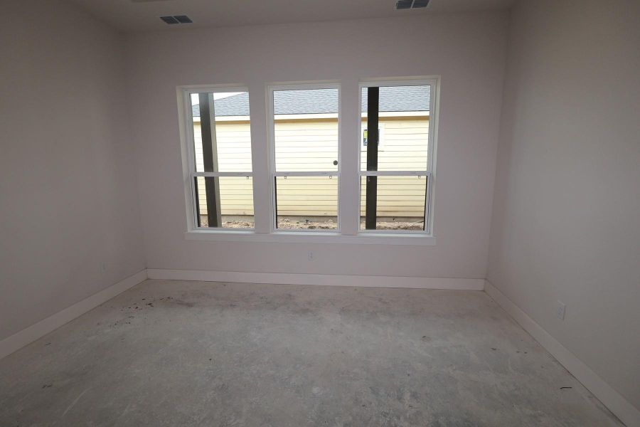 Image 11 of a home in Bridgeland Central: Emerald Heights - Landmark Row Collection.