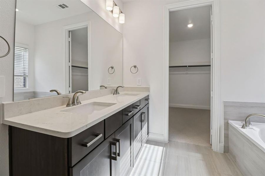 Furnished interior view inside a new home in Ashford Park - Texana Series, Corinth (Image 8).