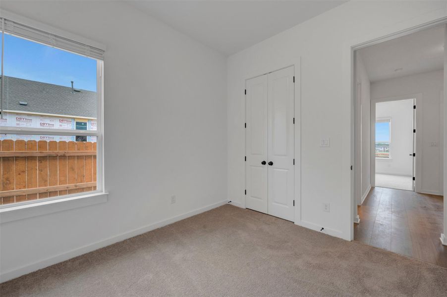 Spacious, unfurnished interior of a new home in Heritage, Dripping Springs (Image 19). Spacious, unfurnished interior of a new home in Heritage, Dripping Springs (Image 19).