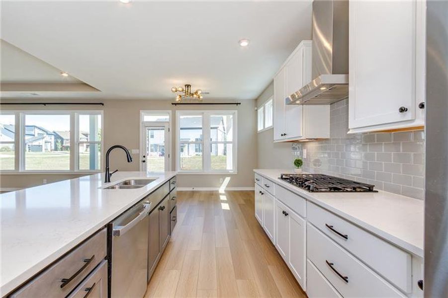 Furnished interior view inside a new home in Sweetbay Farm, Lawrenceville (Image 17).