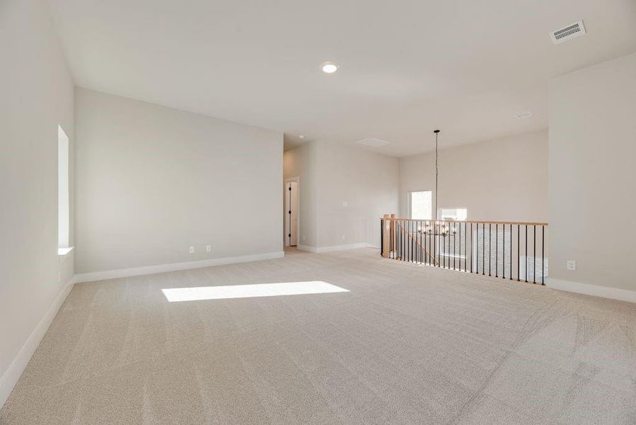 Spacious, unfurnished interior of a new home in Walton Ridge, Corinth (Image 18).