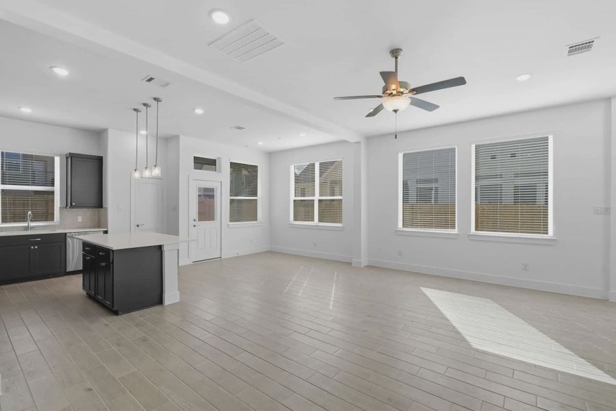 Representative unfurnished interior of a home built from the Chantilly 2 by Chesmar Homes in Sienna Chateau, Missouri City (Image 25).