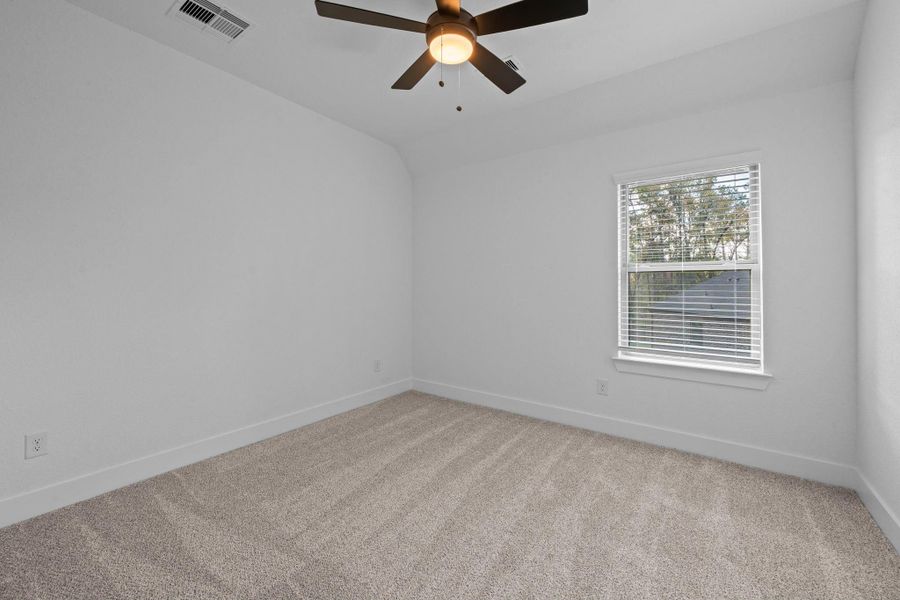 Spacious, unfurnished interior of a new home in The Woodlands Hills, Willis (Image 20).
