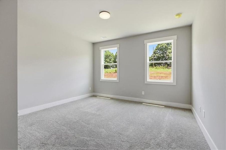 Spacious, unfurnished interior of a new home in , Statham (Image 33).