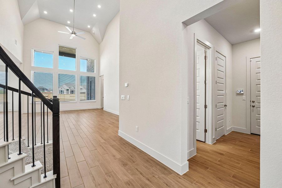 MOVE IN READY