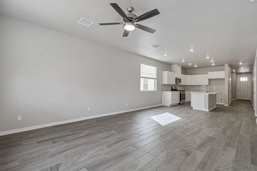 Representative unfurnished interior of a home built from the Texas Olive by View Homes in Emerald Estates, Horizon City (Image 39). Representative unfurnished interior of a home built from the Texas Olive by View Homes in Emerald Estates, Horizon City (Image 39).