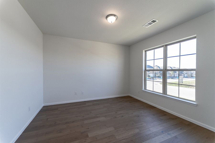 Spacious, unfurnished interior of a new home in Solterra, Mesquite (Image 20). Spacious, unfurnished interior of a new home in Solterra, Mesquite (Image 20).