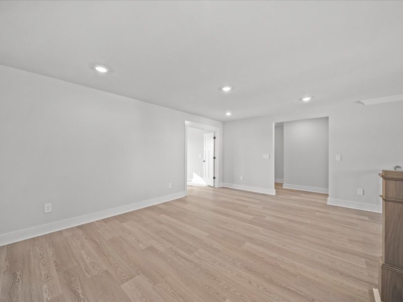 Spacious, unfurnished interior of a new home in Cedar Shoals - Signature Collection, Piedmont (Image 14).