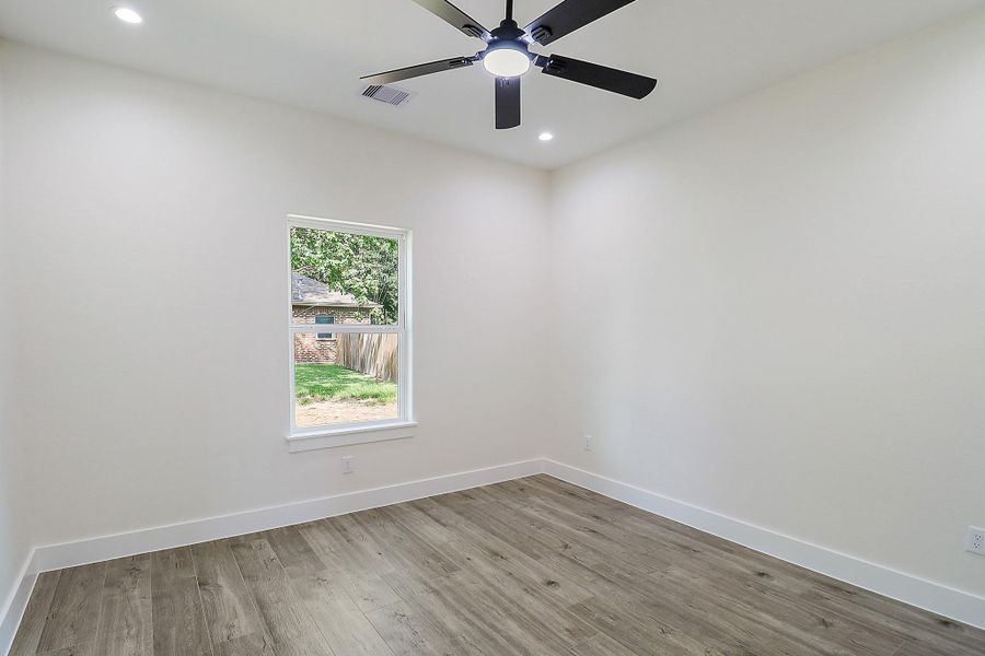 Spacious, unfurnished interior of a new home in , Crosby (Image 23).