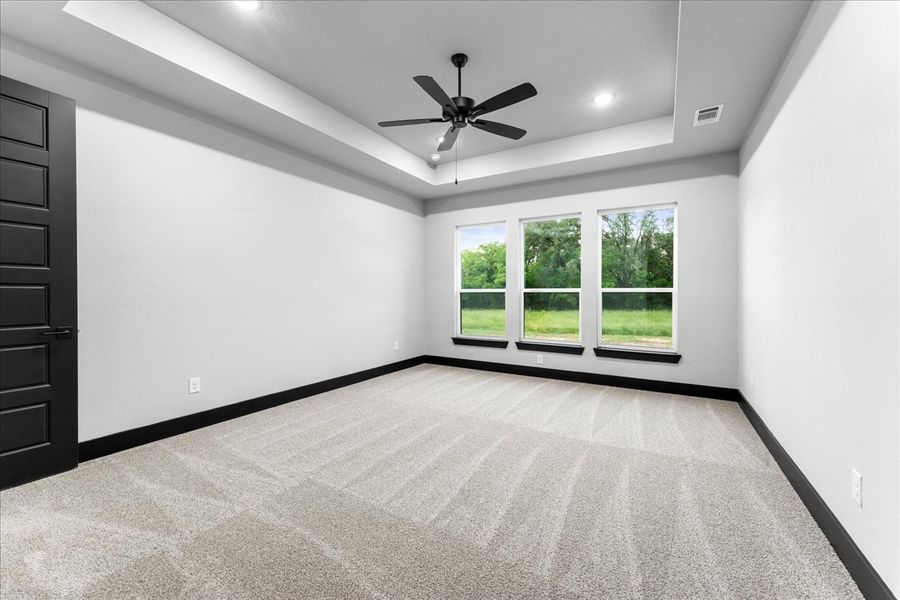 Representative unfurnished interior of a home built from the The Harper II by Doug Parr Custom Homes in Monarch Manor, Poolville (Image 20).