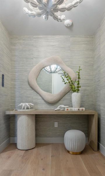 Entryway/Private Elevator Entryway/Private Elevator