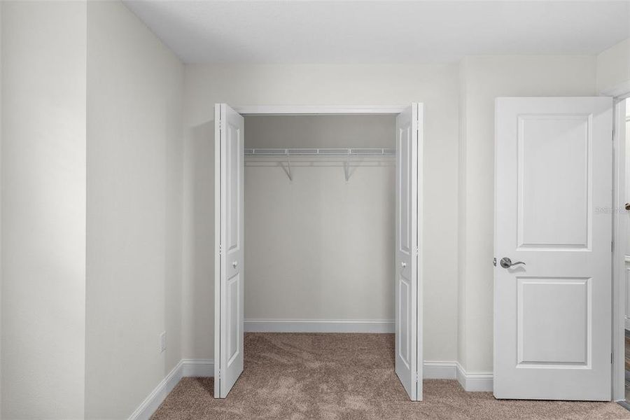 Spacious, unfurnished interior of a new home in , St. Petersburg (Image 18).