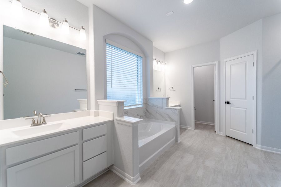 Furnished interior view inside a new home in Santa Rita Ranch, Liberty Hill (Image 7).