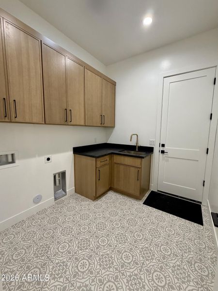 Large Indoor Laundry Room