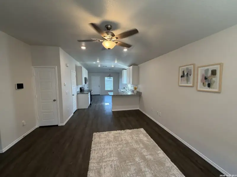 Spacious, unfurnished interior of a new home in Red Hawk Landing, San Antonio (Image 17). Spacious, unfurnished interior of a new home in Red Hawk Landing, San Antonio (Image 17).