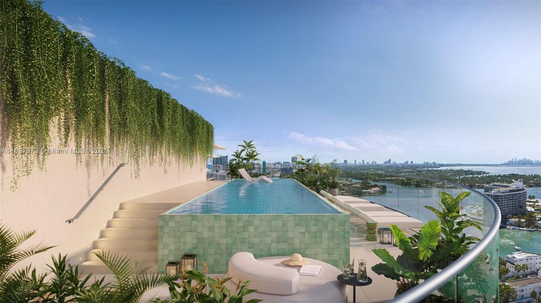 Community amenities in 72 Carlyle, Miami Beach (Image 10).