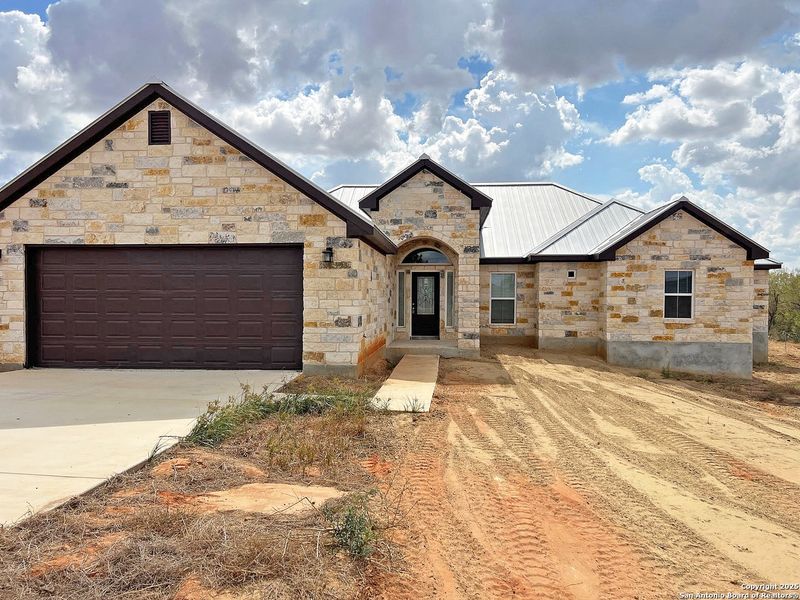 Image 29 of a home in . Image 29 of a home in .