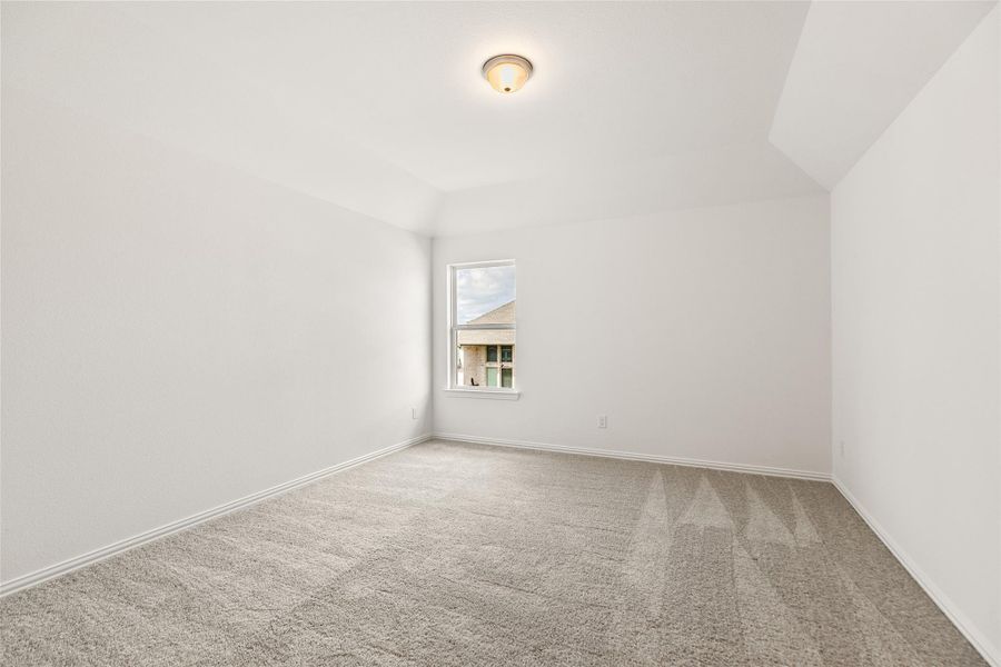 Spacious, unfurnished interior of a new home in Coastal Point, League City (Image 22).