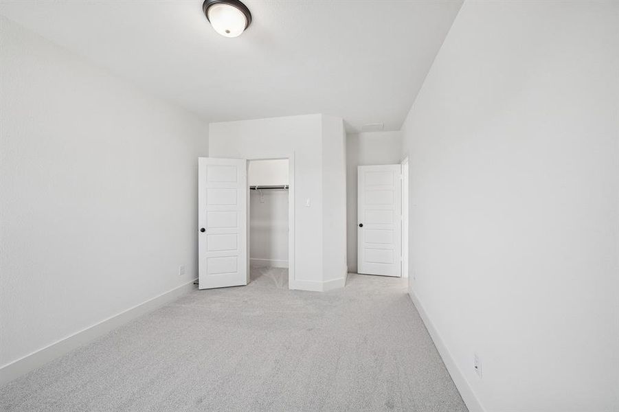 Spacious, unfurnished interior of a new home in Walsh Cottage, Fort Worth (Image 30).