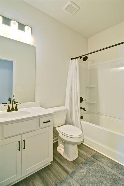 Furnished interior view inside a new home in Highland Crossing, Cartersville (Image 16).