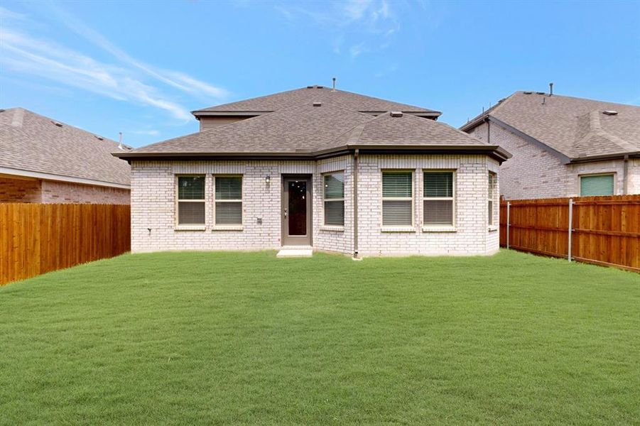 Image 41 of a home in Forest Park. Image 41 of a home in Forest Park.