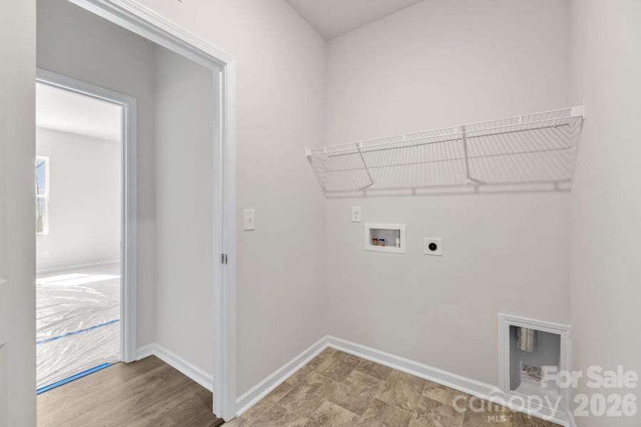 Spacious, unfurnished interior of a new home in McFarland Estates, York (Image 20).