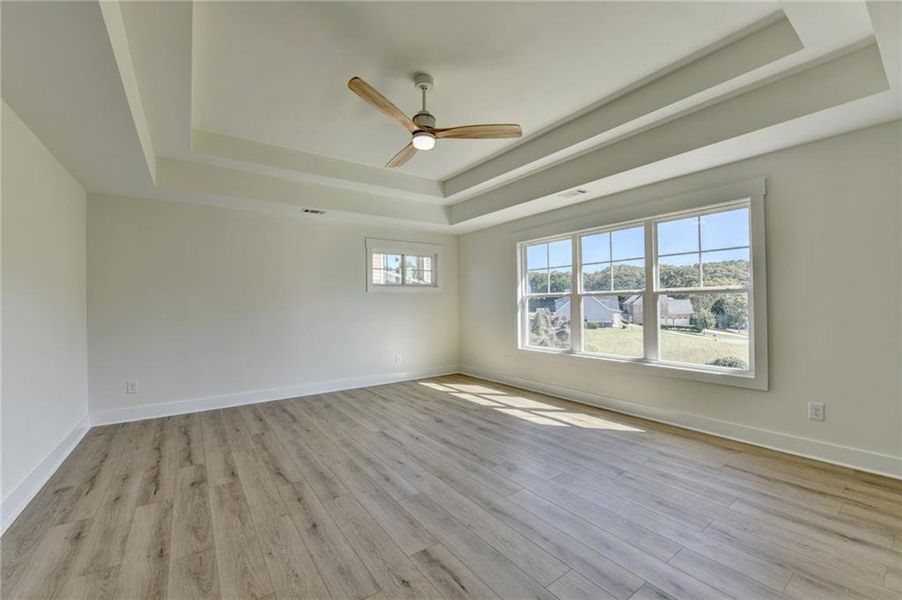 Spacious, unfurnished interior of a new home in , Jefferson (Image 51).
