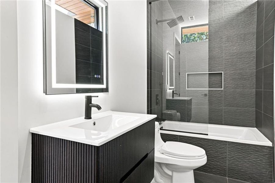 Furnished interior view inside a new home in , Marietta (Image 59).