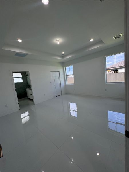 Image 13 of a home in . Image 13 of a home in .