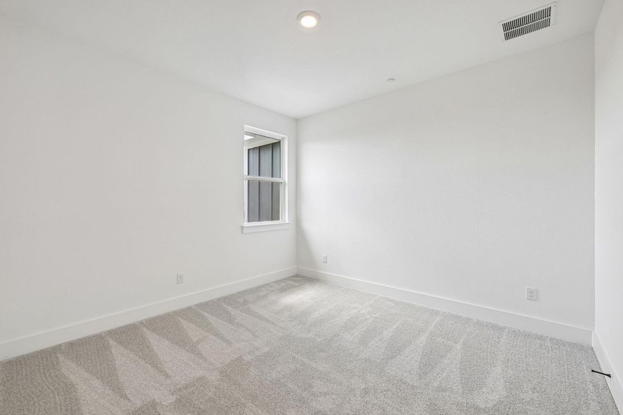 Spacious, unfurnished interior of a new home in Avery Centre, Round Rock (Image 23). Spacious, unfurnished interior of a new home in Avery Centre, Round Rock (Image 23).