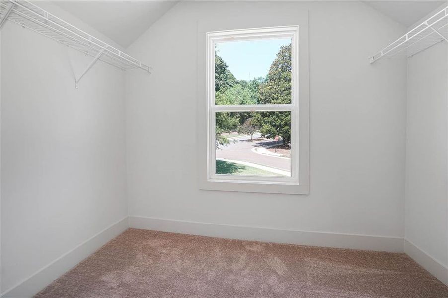 Spacious, unfurnished interior of a new home in Steeplechase, Hoschton (Image 20).