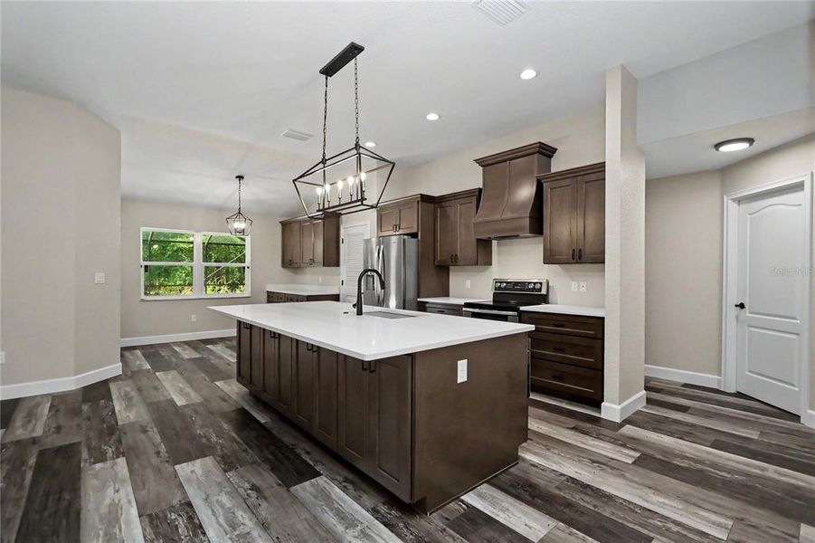 Furnished interior view inside a new home in , Dunnellon (Image 9).