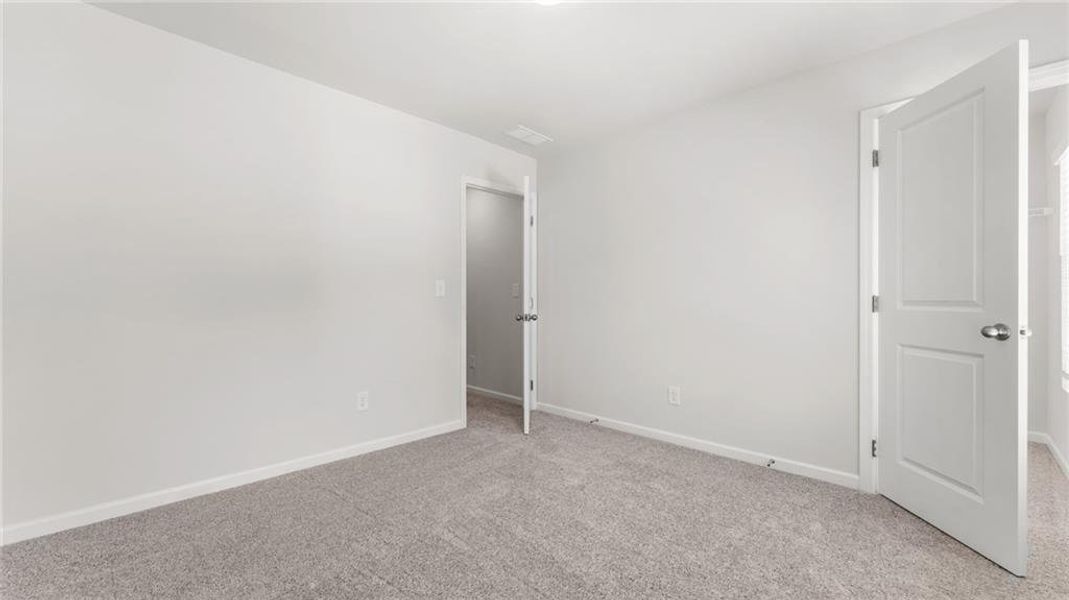 Spacious, unfurnished interior of a new home in Owen Preserve, Canton (Image 18).