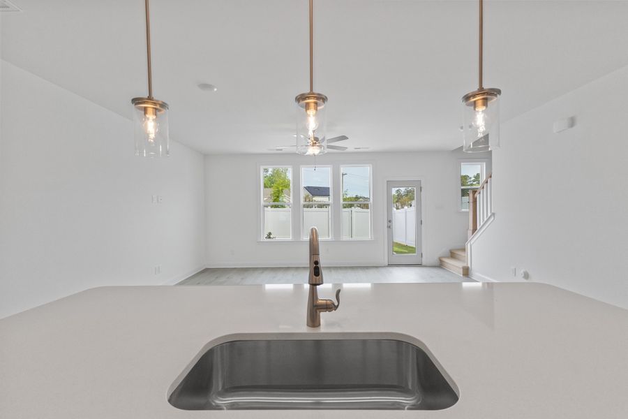 Representative interior finishes for a home built from the The Hemlock by RobuckHomes in Kennebec Crossing, Angier (Image 106).