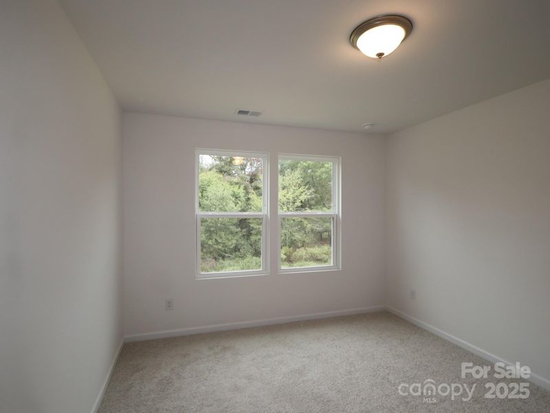 Secondary bedroom Secondary bedroom