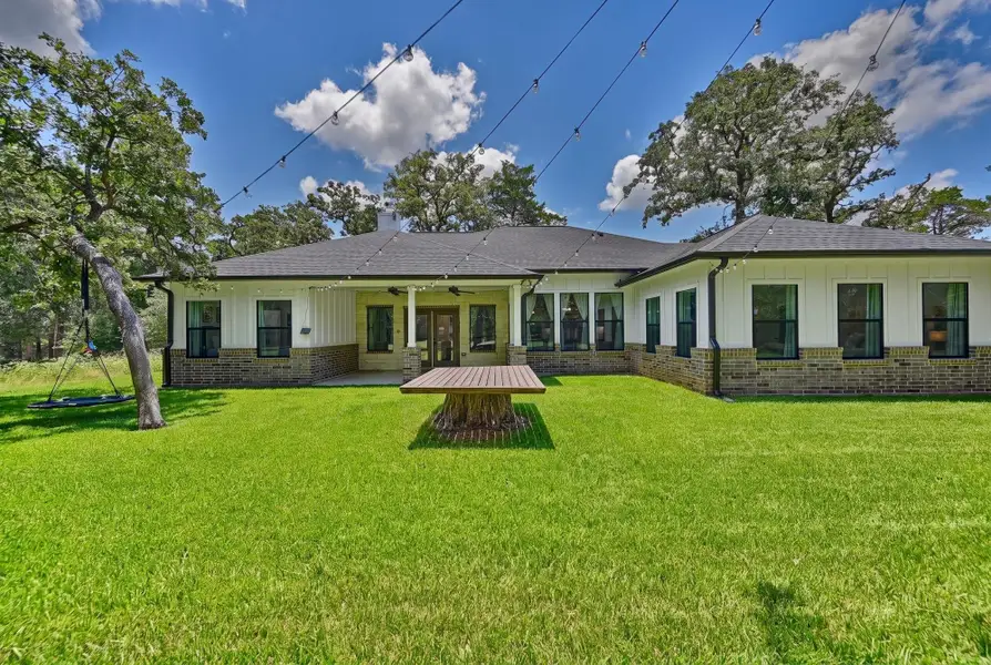 Exterior details and patio area of a home in , New Ulm (Image 24).