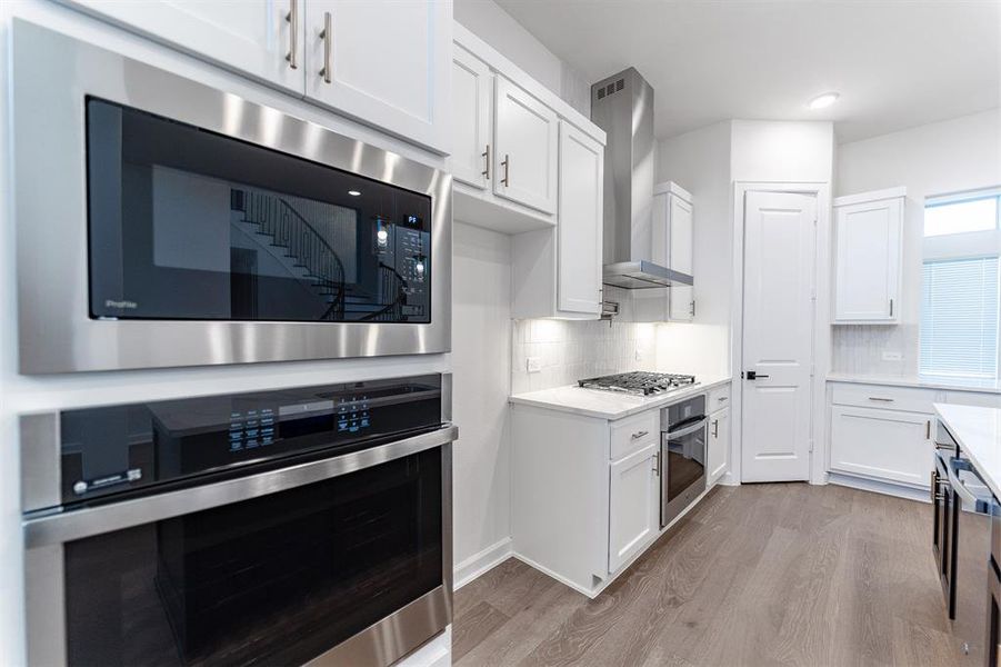 Furnished interior view inside a new home in Sonoma Verde, Rockwall (Image 12).