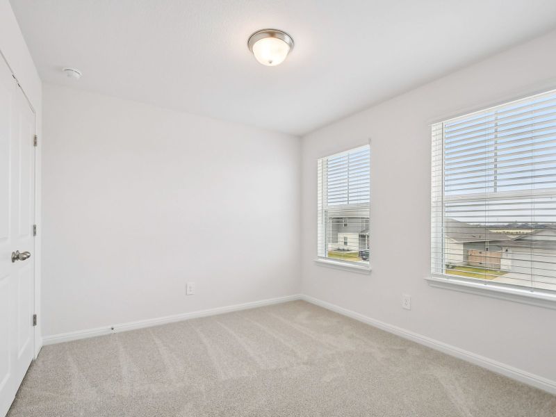 Spacious, unfurnished interior of a new home in Eastern Wells, Jarrell (Image 14).