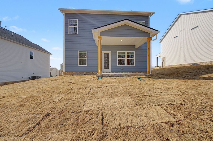 Exterior details and patio area of a home in The Oaks, Clarksville (Image 3).