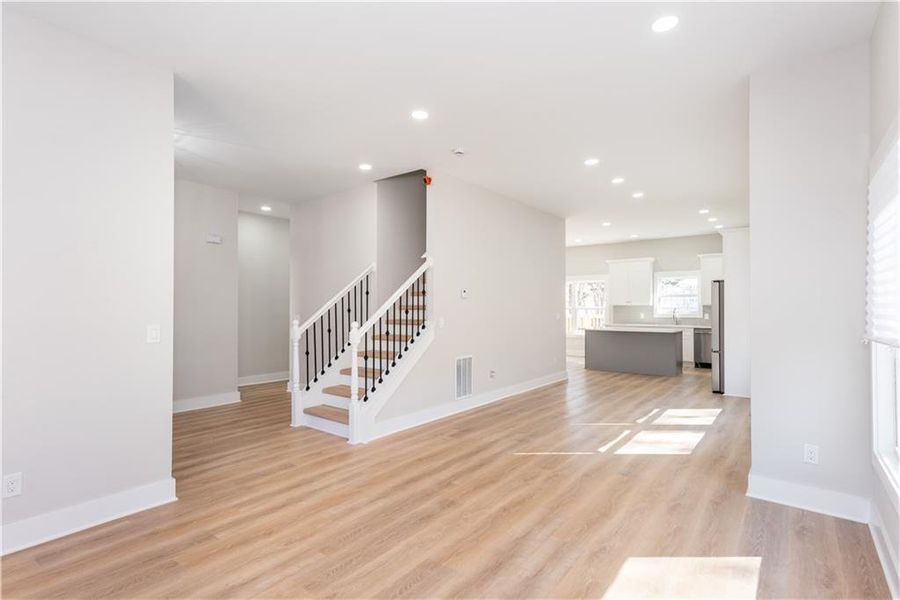 Spacious, unfurnished interior of a new home in , East Point (Image 18).