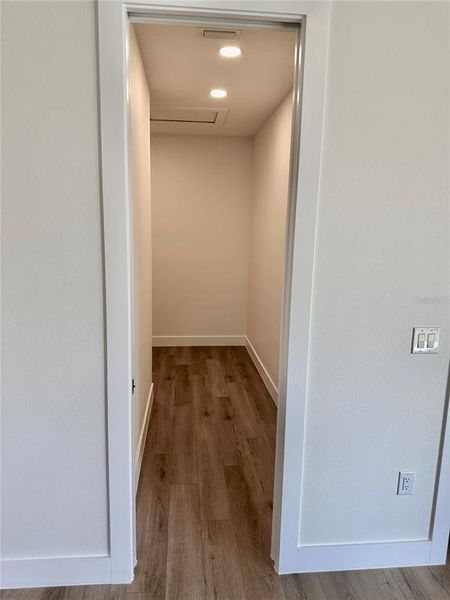 Image 33 of a home in .