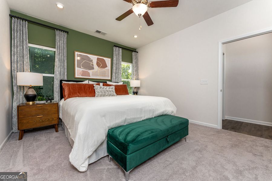 Furnished interior view inside a new home in Stonebridge North, Macon (Image 8).