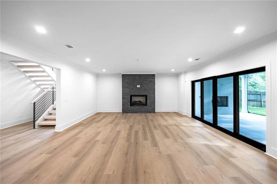 Spacious, unfurnished interior of a new home in , Alpharetta (Image 20). Spacious, unfurnished interior of a new home in , Alpharetta (Image 20).