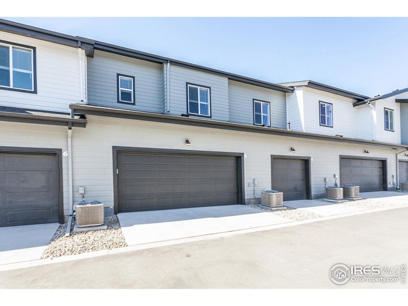 EXTERIOR GARAGE