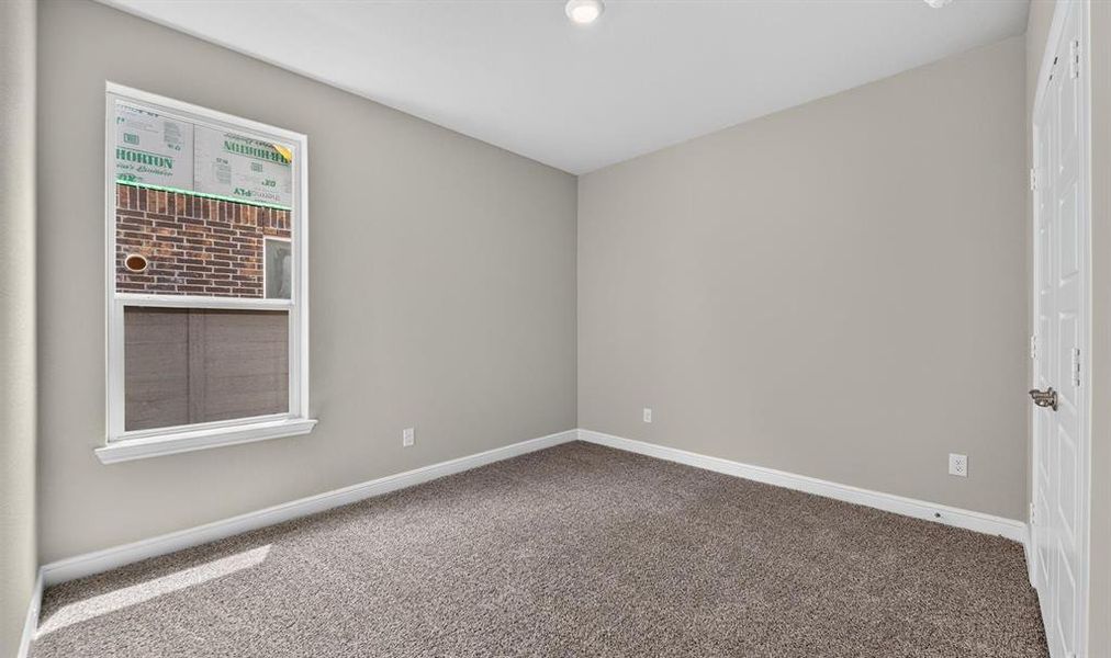 Spacious, unfurnished interior of a new home in Treeline, Justin (Image 27).