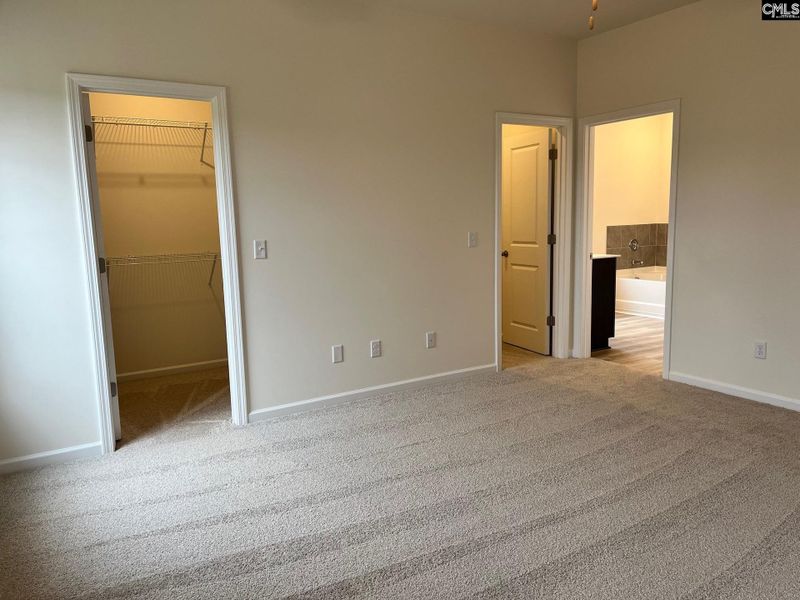 Spacious, unfurnished interior of a new home in Blythewood Farms, Blythewood (Image 26).