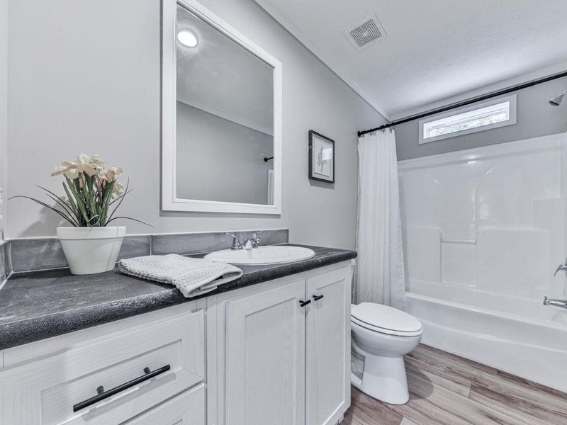 Furnished interior view inside a new home in , Jasper (Image 15).