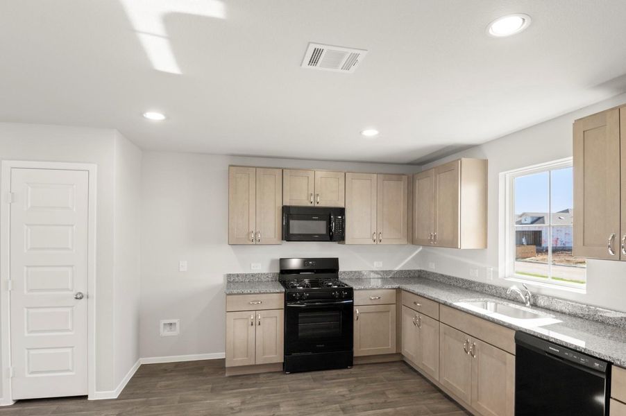 Furnished interior view inside a new home in Harvest Ridge, Elgin (Image 10).
